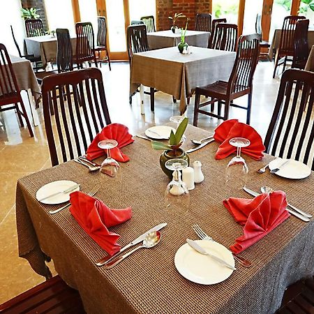 Raza Gyo Hotel Bagan Extérieur photo
