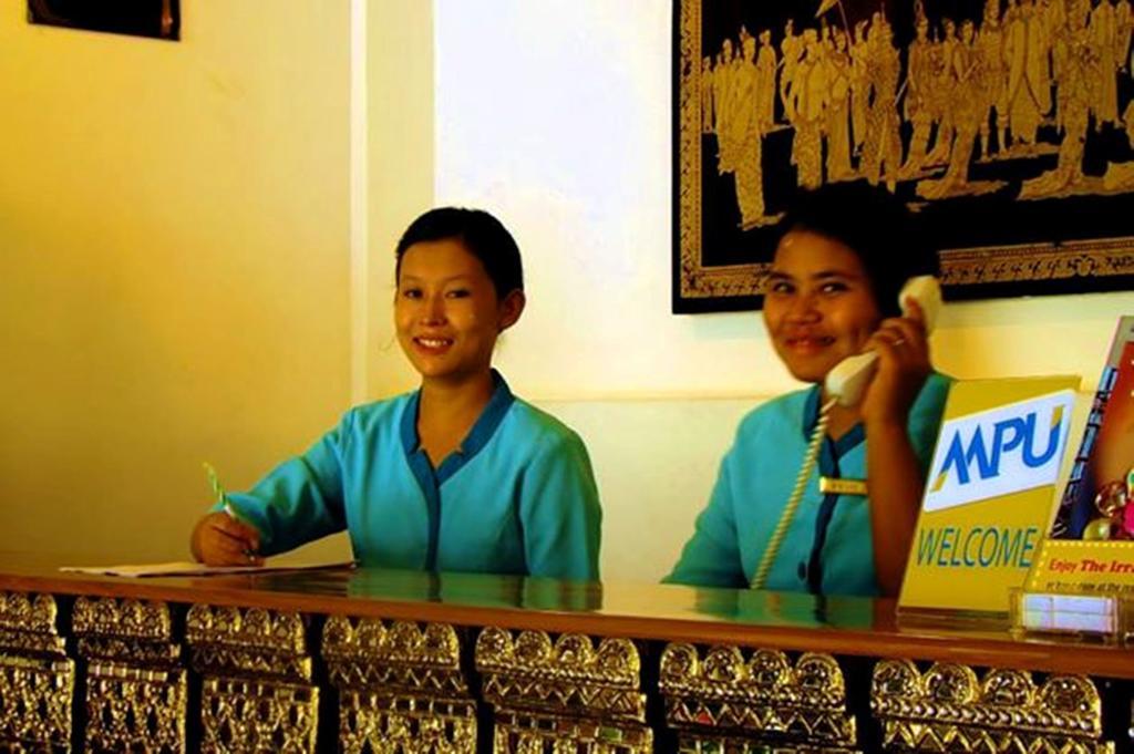 Raza Gyo Hotel Bagan Extérieur photo