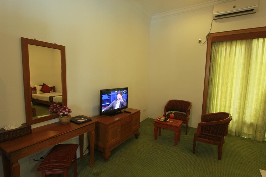 Raza Gyo Hotel Bagan Extérieur photo