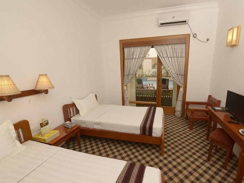 Raza Gyo Hotel Bagan Extérieur photo
