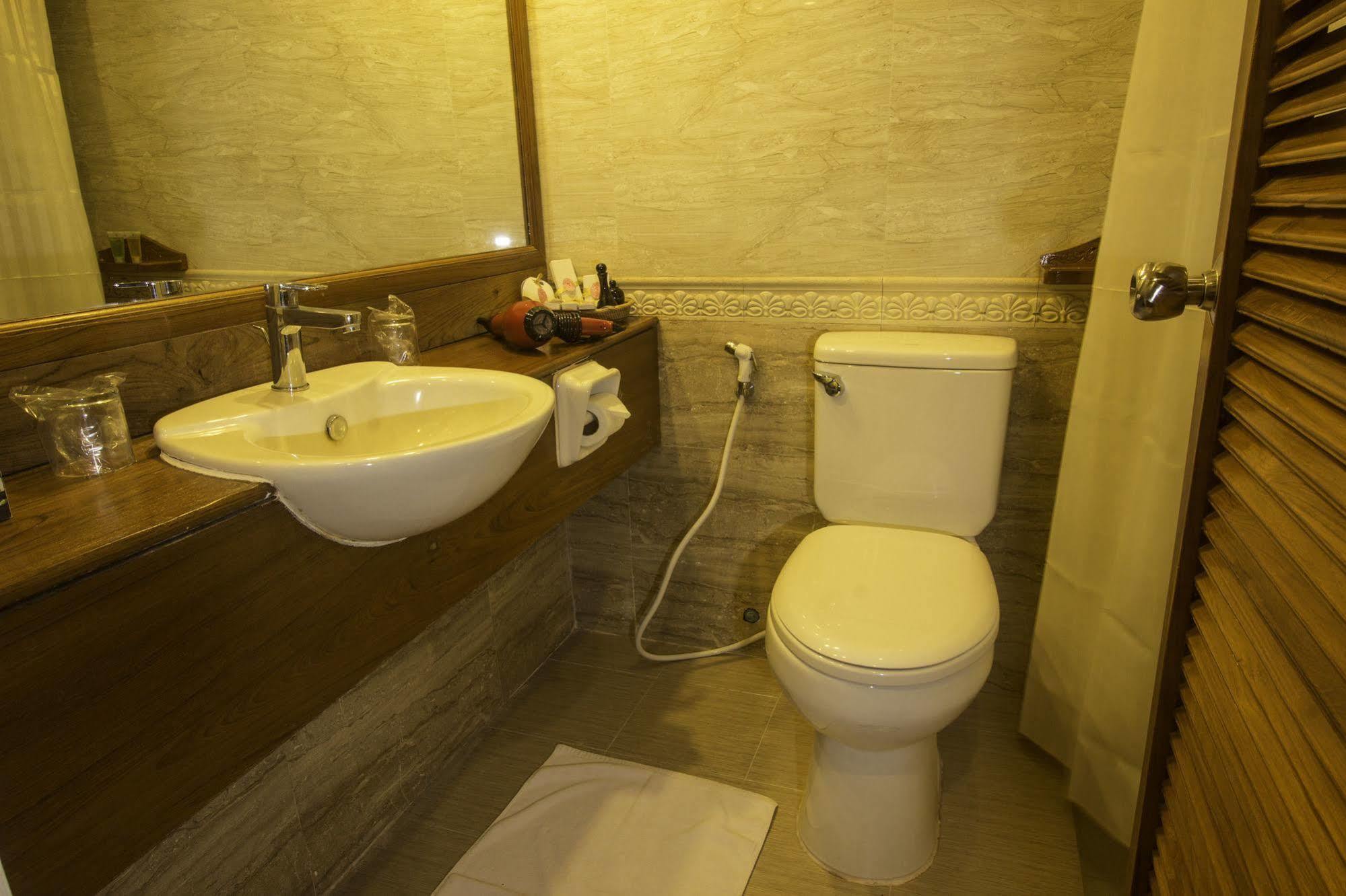 Raza Gyo Hotel Bagan Extérieur photo