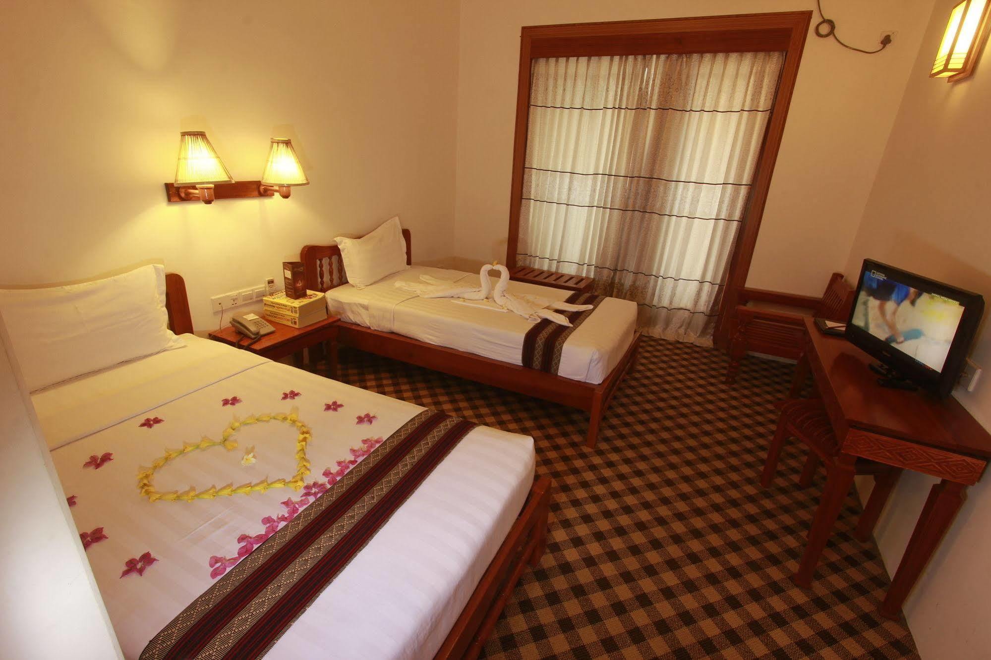 Raza Gyo Hotel Bagan Extérieur photo