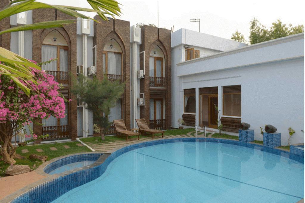 Raza Gyo Hotel Bagan Extérieur photo